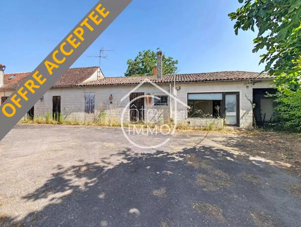 LA FORCE : Maison de 101m² avec local commercial de 111m² à rénover entièrement