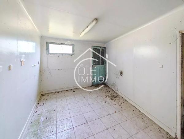 LA FORCE : Maison de 101m² avec local commercial de 111m² à rénover entièrement