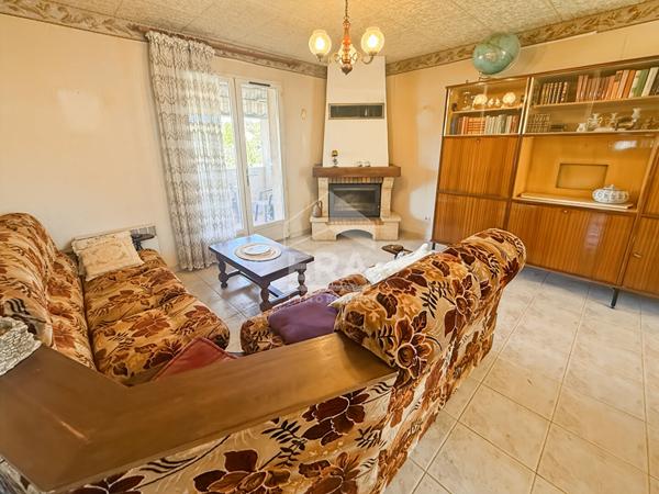 EXCLUSIVITE - Septemes Les Vallons T6  d'environ 132m2 + garage 40 m2 sur une parcelle de 552 m2