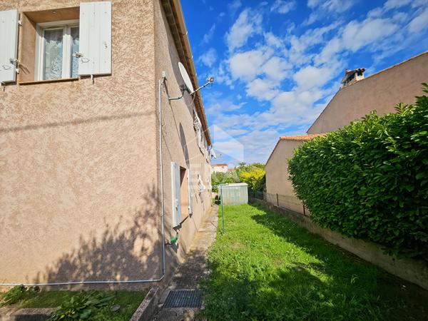 EXCLUSIVITE - Septemes Les Vallons T6  d'environ 132m2 + garage 40 m2 sur une parcelle de 552 m2