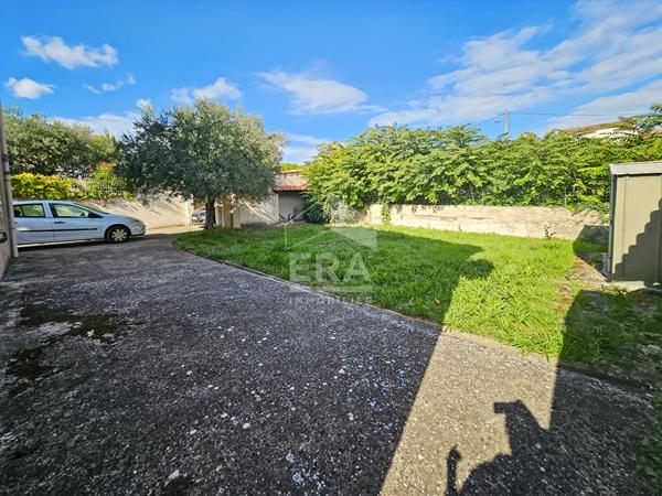 EXCLUSIVITE - Septemes Les Vallons T6  d'environ 132m2 + garage 40 m2 sur une parcelle de 552 m2