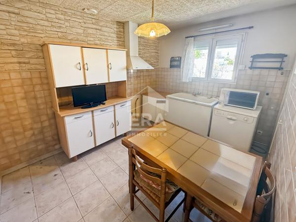 EXCLUSIVITE - Septemes Les Vallons T6  d'environ 132m2 + garage 40 m2 sur une parcelle de 552 m2