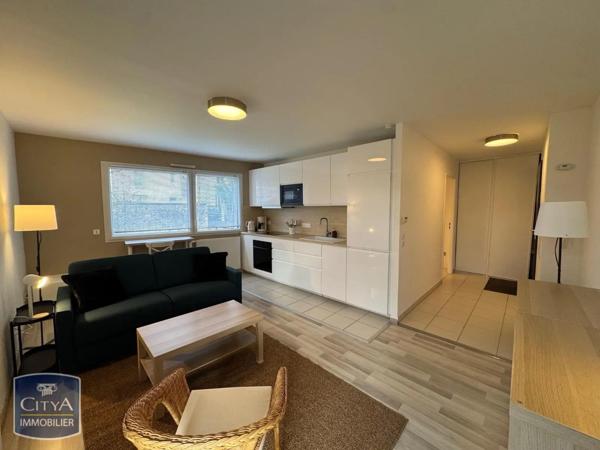 Appartement à louer 1 pièce 35.96m²