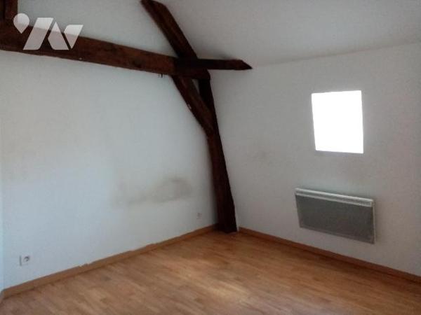 Maison au coeur de la ville de LA CHARITE, composée de deux logements pouvant être reliés