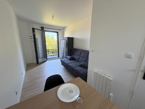 A louer - Studio meublé - Secteur Angers Baumette