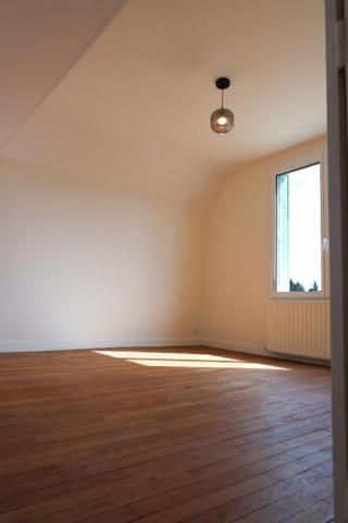 Maison Cosne Cours Sur Loire 5 pièce(s) 128 m2