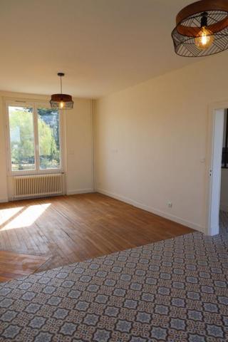 Maison Cosne Cours Sur Loire 5 pièce(s) 128 m2