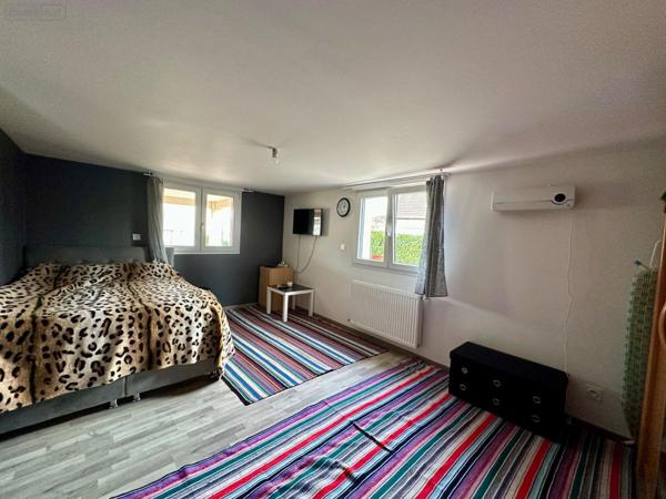 Maison à vendre à Dole dans le Jura (39100), ref : D/CU