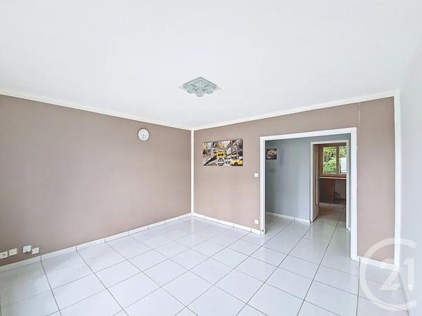 Appartement F3 à vendre  3 pièces - 67 m 2   FEYZIN  - 69