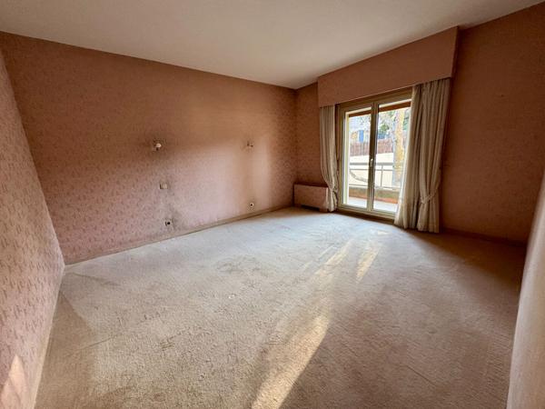 Maison Nimes 9 pièce(s) 435.45 m2