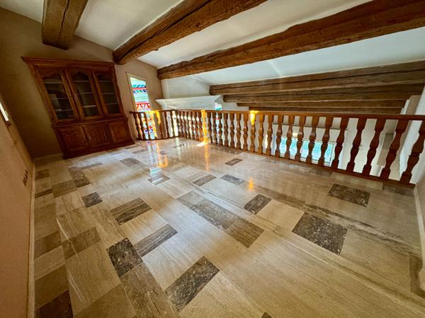 Maison Nimes 9 pièce(s) 435.45 m2