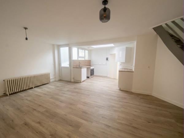 RUE JEAN-MOULIN - APPARTEMENT T3 AVEC JARDIN