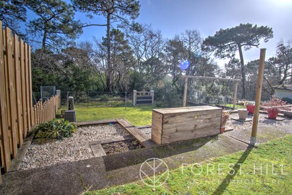 La Teste-de-Buch (33260) Entre Arcachon et la forêt : appartement de charme avec grand jardin privatif