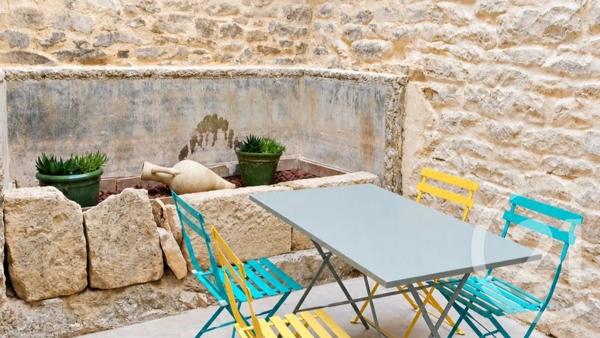 Maison à vendre  4 pièces - 101,47 m 2   CALVISSON  - 30