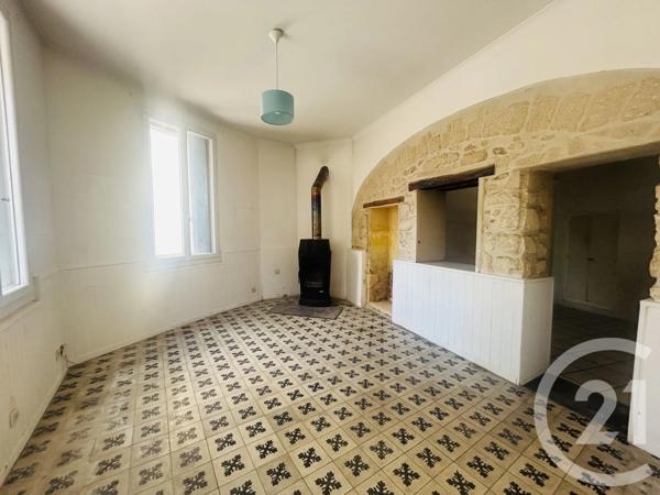 Maison à vendre  4 pièces - 101,47 m 2   CALVISSON  - 30