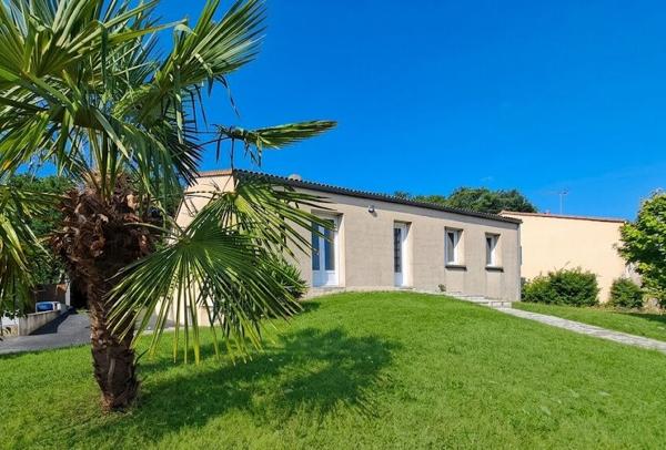 MAISON A VENDRE AUX HERBIERS 5 CHAMBRES.