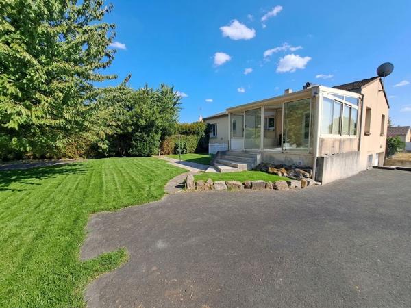MAISON A VENDRE AUX HERBIERS 5 CHAMBRES.