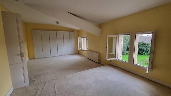 Maison à vendre |  Cavignac |  6 pièces | 299 m²