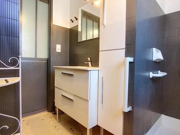 Vente                                                      Appartement
                        
                     2 pièces                      43 m2                     à Canet-en-Roussillon