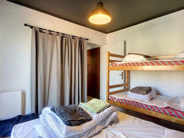 Vente                                                      Appartement
                        
                     2 pièces                      43 m2                     à Canet-en-Roussillon