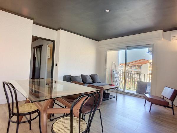 Vente                                                      Appartement
                        
                     2 pièces                      43 m2                     à Canet-en-Roussillon