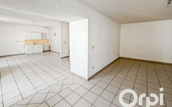Appartement à louer    3 pièces • 79,21 m2 Baix