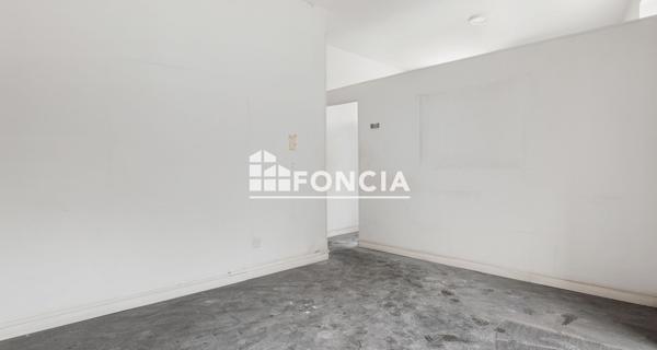 À vendre Immeuble 141.4 m² - Sérignan 34410