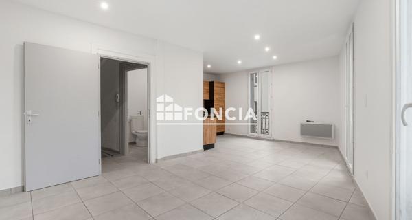 À vendre Immeuble 141.4 m² - Sérignan 34410