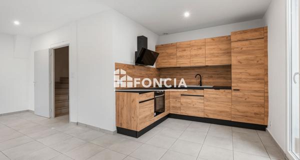 À vendre Immeuble 141.4 m² - Sérignan 34410