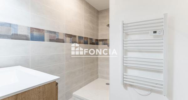 À vendre Immeuble 141.4 m² - Sérignan 34410