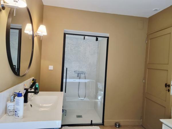 Propriete 6 pièce(s) 3 chambre(s) 220 m²