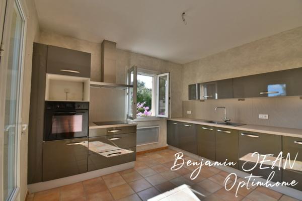 Charmante villa 4 faces de 125 m² sur 450 m² de terrain – Sérignan, proche collège