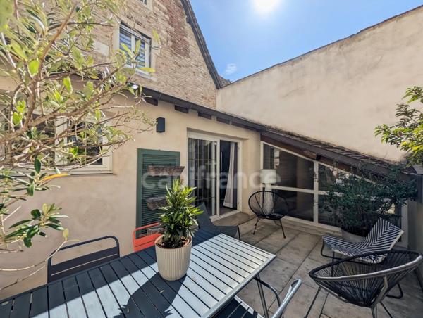 A Chalon-Sur-Saône (71) Quartier historique à vendre Maison de caractère 7 pièces 188 m² Patio et terrasse !