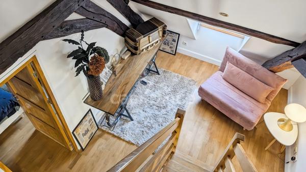 A Chalon-Sur-Saône (71) Quartier historique à vendre Maison de caractère 7 pièces 188 m² Patio et terrasse !