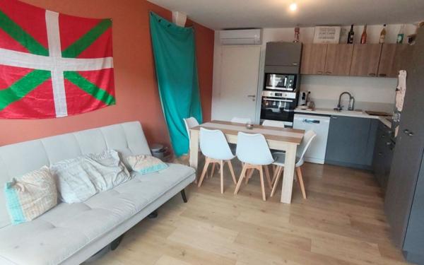 Appartement à vendre    3 pièces • 42,59 m2 Mont-de-Marsan
