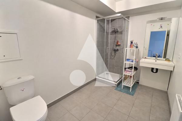 Appartement 1 pièce 33.2 m2