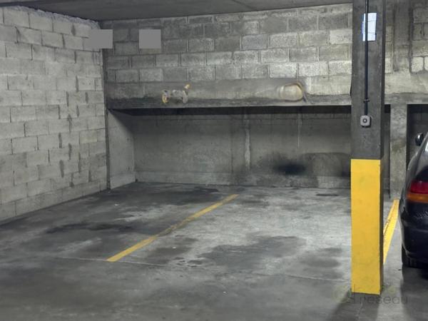 Parking intérieur à PARIS 17EME ARRONDISSEMENT (75017)