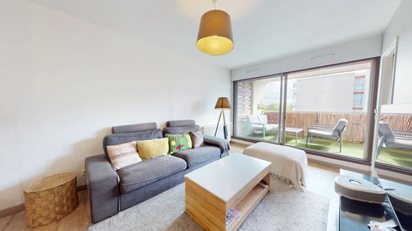 RIVE GAUCHE - Appartement 3 pièces en DERNIER ETAGE 