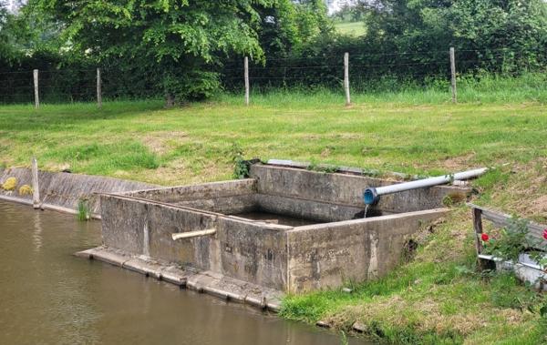 Vente Terrain Avec etang Huriel   