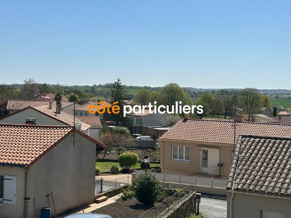 Vente Maison49 m² - 3 Pièces - MORTAGNE SUR SEVRE (85290)