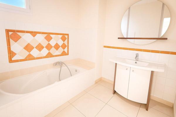 Maison d'architecte proche toutes commodités