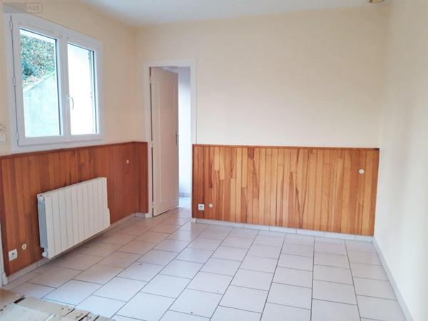 Maison à vendre à Saint-Denis-Lanneray dans l'Eure-et-Loir (28200), ref : RCS/618