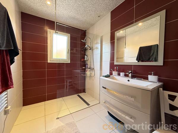 Vente Maison138 m² - 6 Pièces - LA GROUTTE (18200)