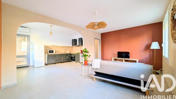 Appartement à vendre 3 pièces 80 m² Saint-Saturnin-lès-Avignon