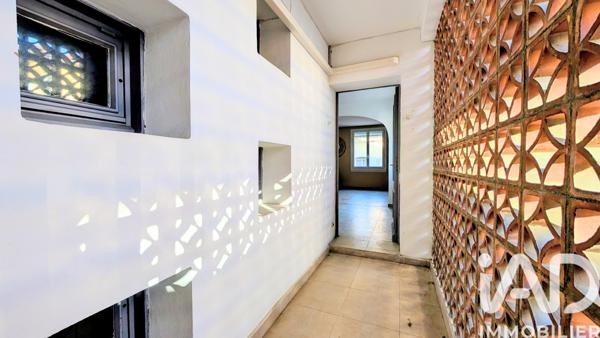 Appartement à vendre 3 pièces 80 m² Saint-Saturnin-lès-Avignon