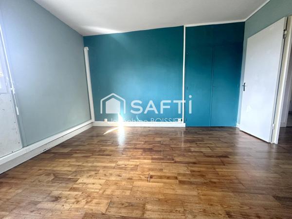 A VISITER SUR BAGNOLS SUR CEZE (30), MAGNIFIQUE APPARTEMENT DE 88 M²