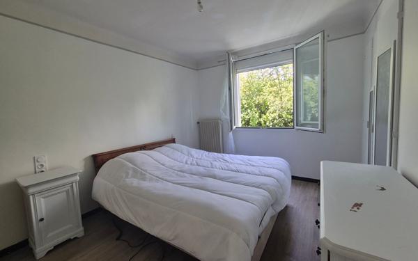 Maison à vendre    4 pièces •  Pont-Saint-Esprit