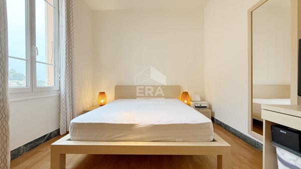 Aux portes de Monaco à vendre 5 pièces dernier étage vue mer!