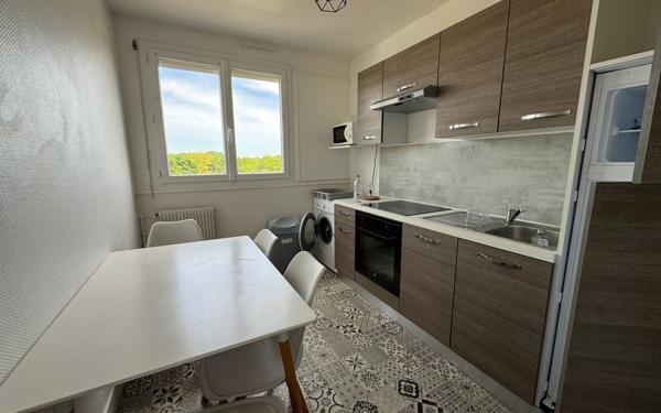 Appartement à louer    1 pièce •  Saran