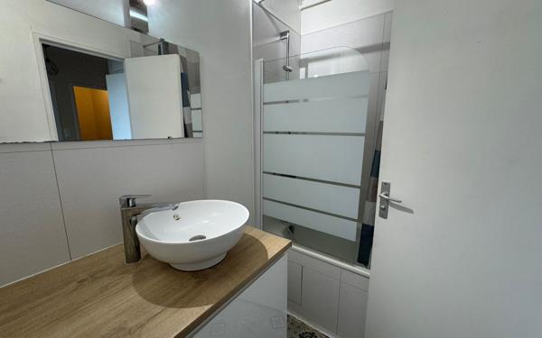 Appartement à louer    1 pièce •  Saran